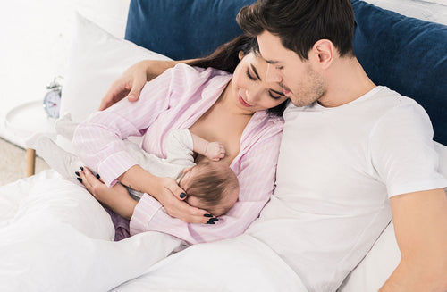 10 Ways to Help Breastfeeding Mamas